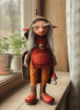 Neil — handmade abundance and money guardian art piece by Duendes del Uruguay, view 5