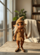 Daisy - Pixie — handmade abundance and money guardian art piece by Duendes del Uruguay, view 6