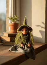 Lena - Pixie — pieza artística de un guardián de la espiritualidad, hecha a mano por Duendes del Uruguay, vista 5.