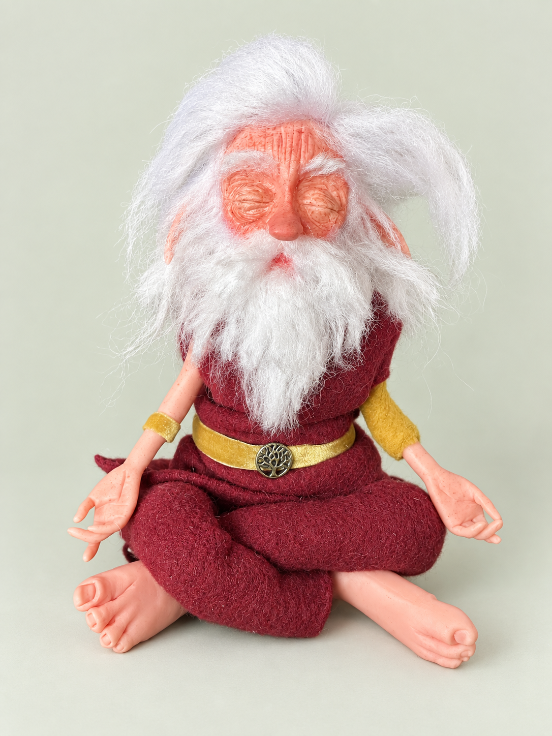 Bodhi · front, seated
