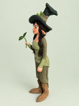 Nessa — Side view