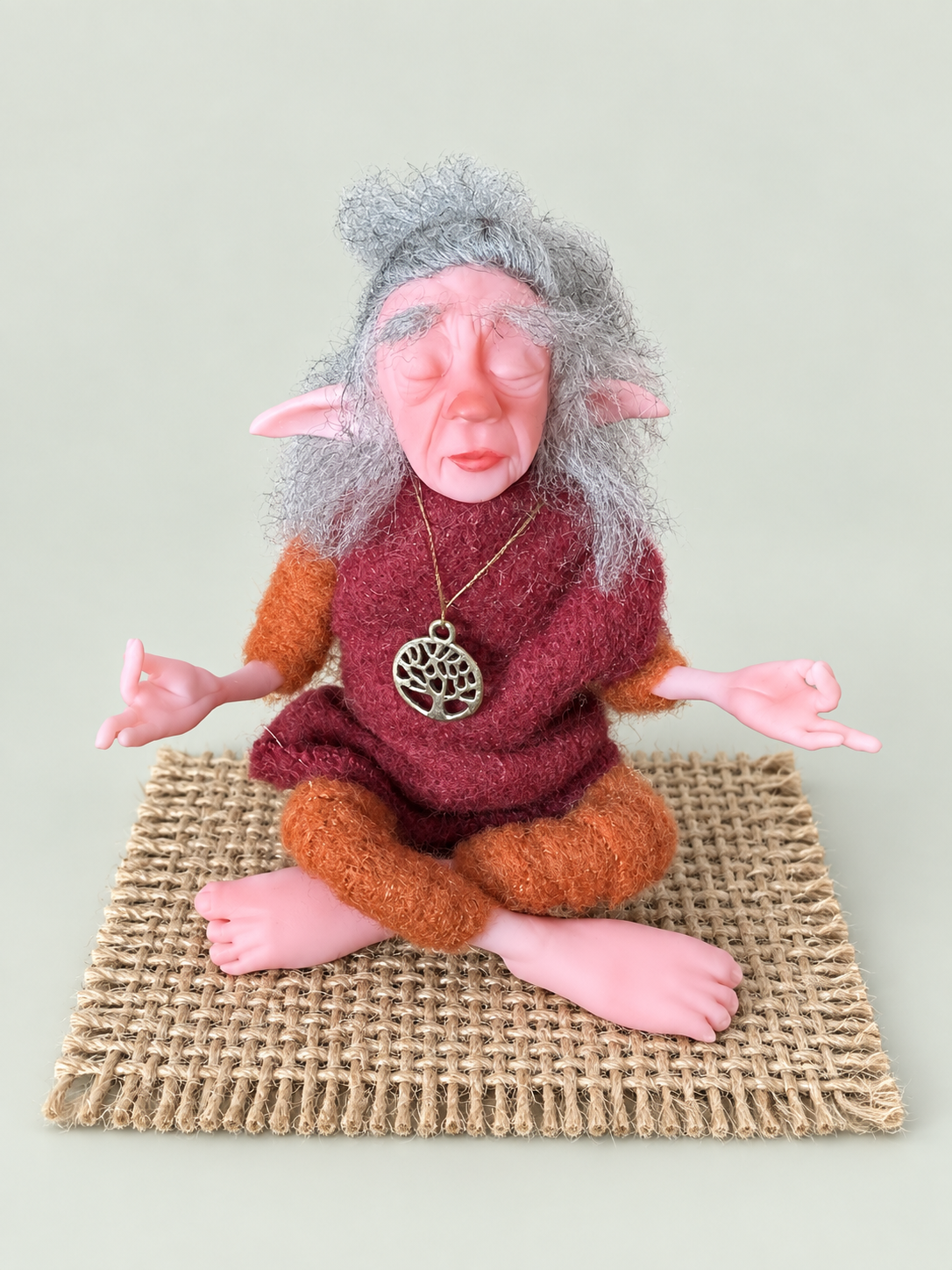 10 · Meditator · front