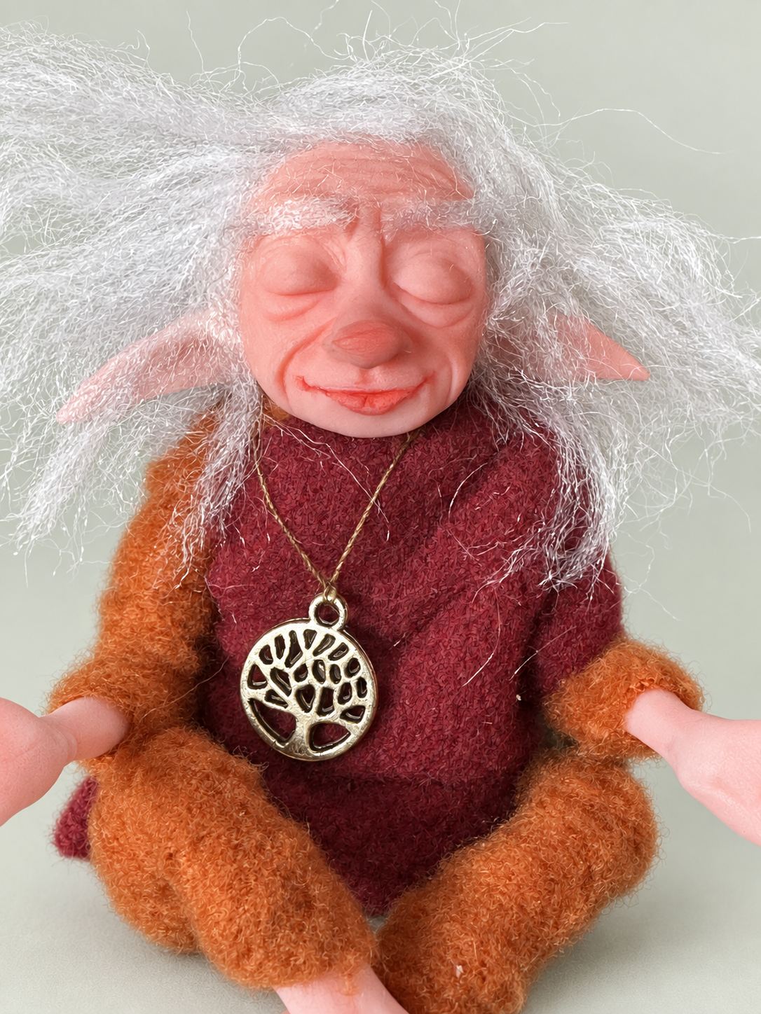 06 · Meditator · detail
