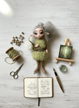 Flor - Pixie — pieza artística de un guardián de abundancia y dinero, hecha a mano por Duendes del Uruguay, vista 3.