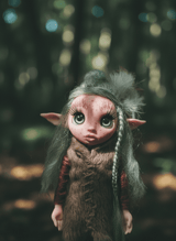 Canela - Pixie, a handmade love and heart guardian art piece by Duendes del Uruguay