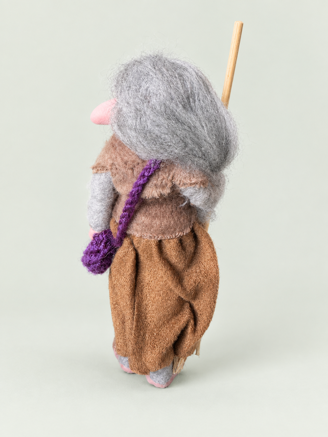 Herminia · back